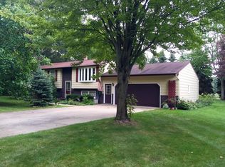 14138 Rich St, Grand Haven, MI