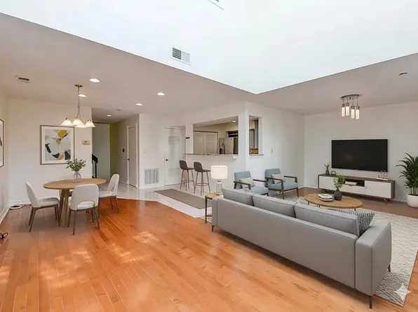 816 Topsail Lane image 1 of 43