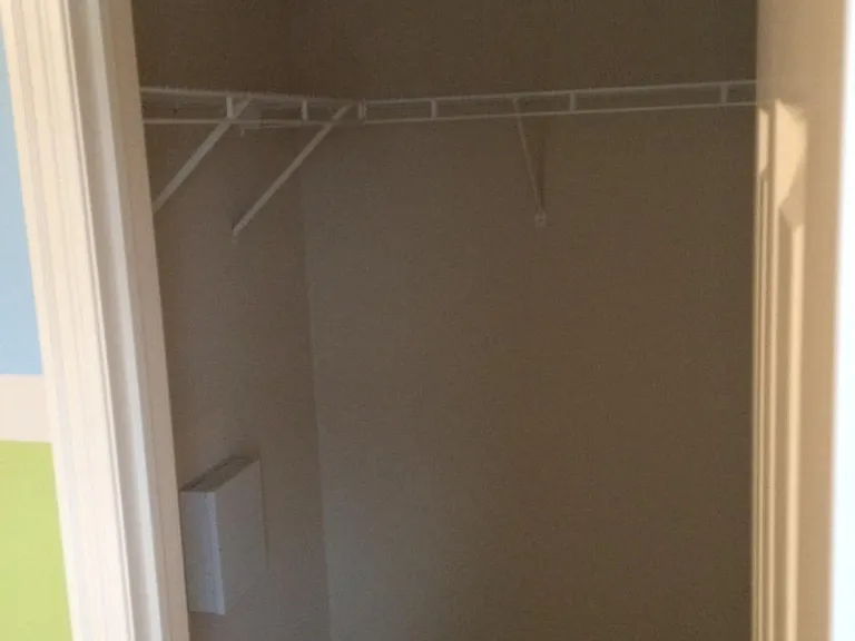 walk in closet bedroom 3