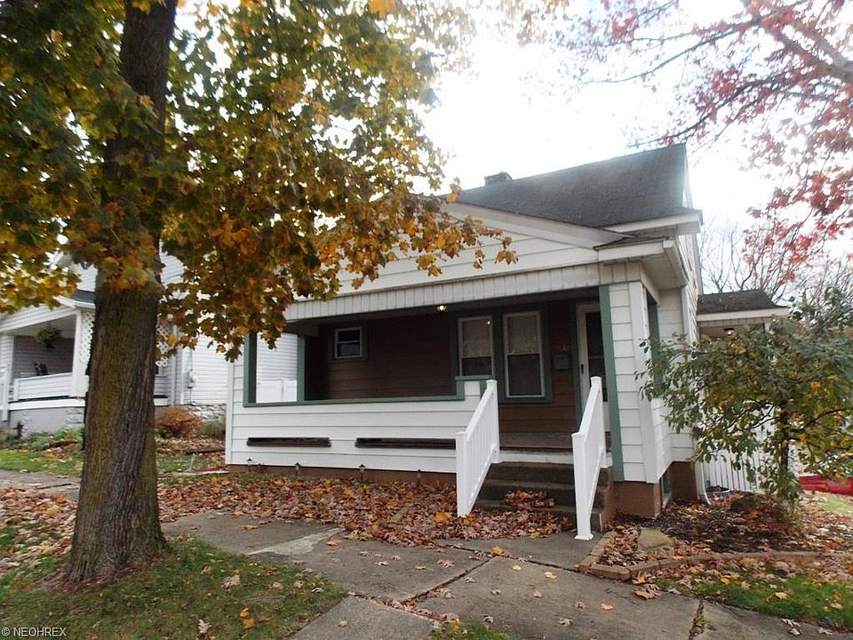 1st image of 966 Grant Ave NW