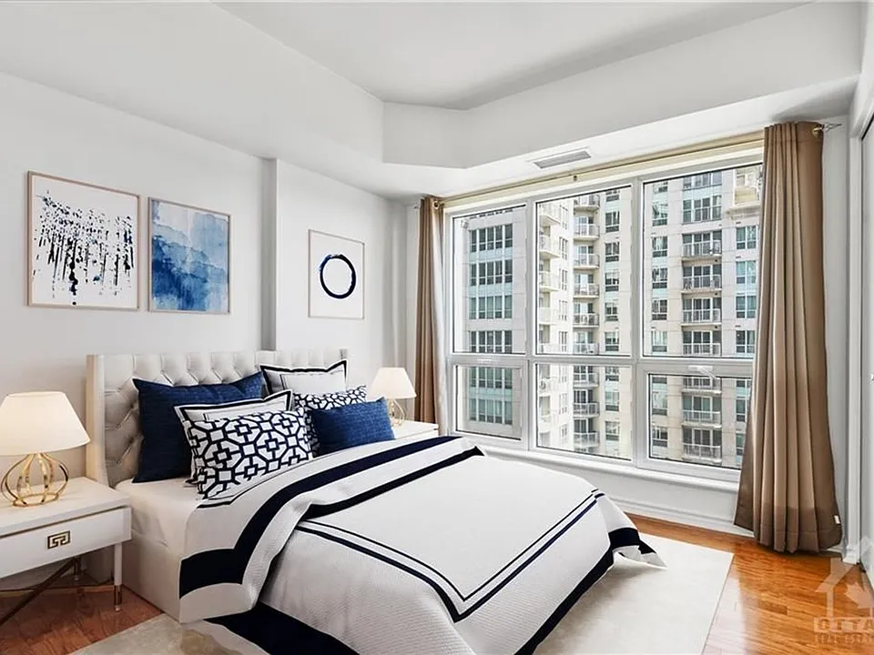 200 Rideau St #1708