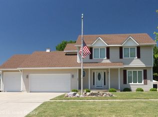 305 13th St SW, Altoona, IA 50009