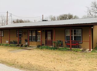 308 Northridge Dr, Gainesville, TX 76240
