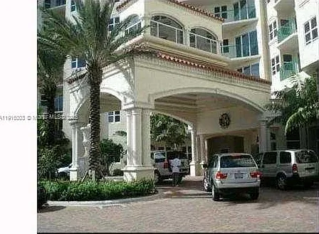 19501 W Country Club Dr #Penthouse 06 — Photo 38