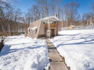 163 Sandy Acres Dr, Bruceton Mills, WV 26525