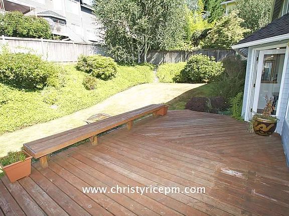 3rd image of 11810 SE 78th St
