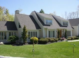 4 Greenway Rd, Windham, NH 03087