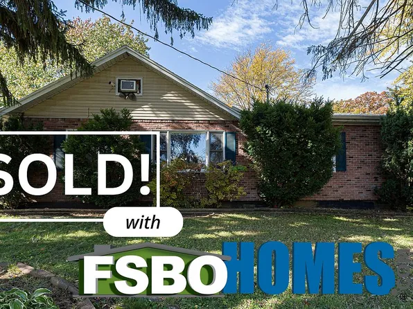 324 14th St, Silvis, IL 61282