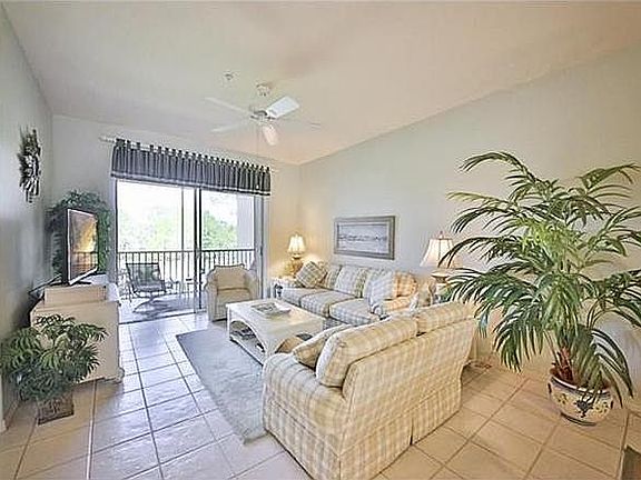 2nd image of 8217 Parkstone Pl APT 306