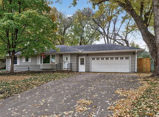 826 113th Ave NW, Coon Rapids, MN 55448