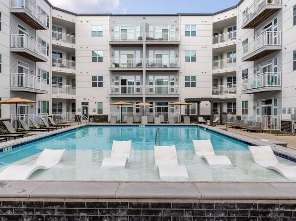 101 E 4th St #335