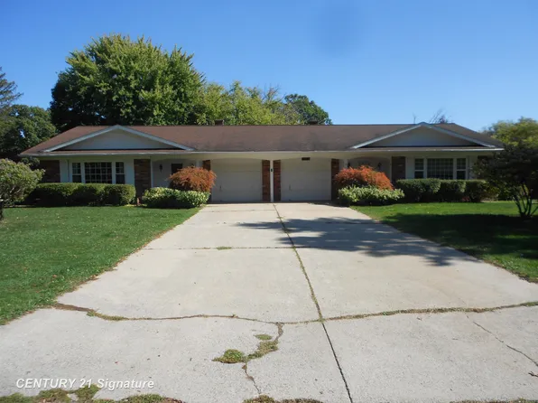 241 Harrow Ln, Saginaw, MI 48638