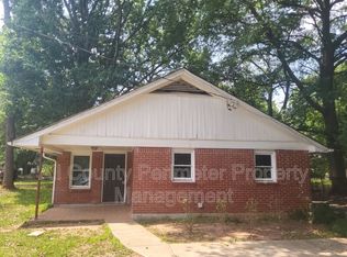 1794 Aircraft Dr SE, Marietta, GA 30060