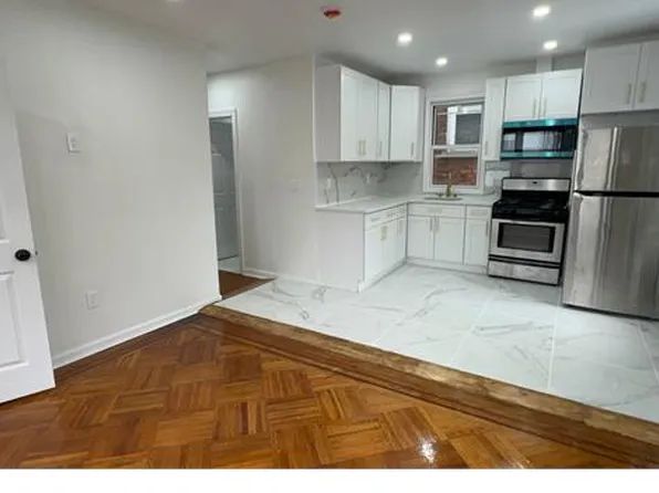 739 Noble Ave #The, Bronx, NY 10473