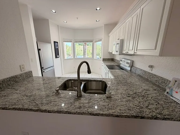 3980 Mediterranea Cir #522 — Photo 6