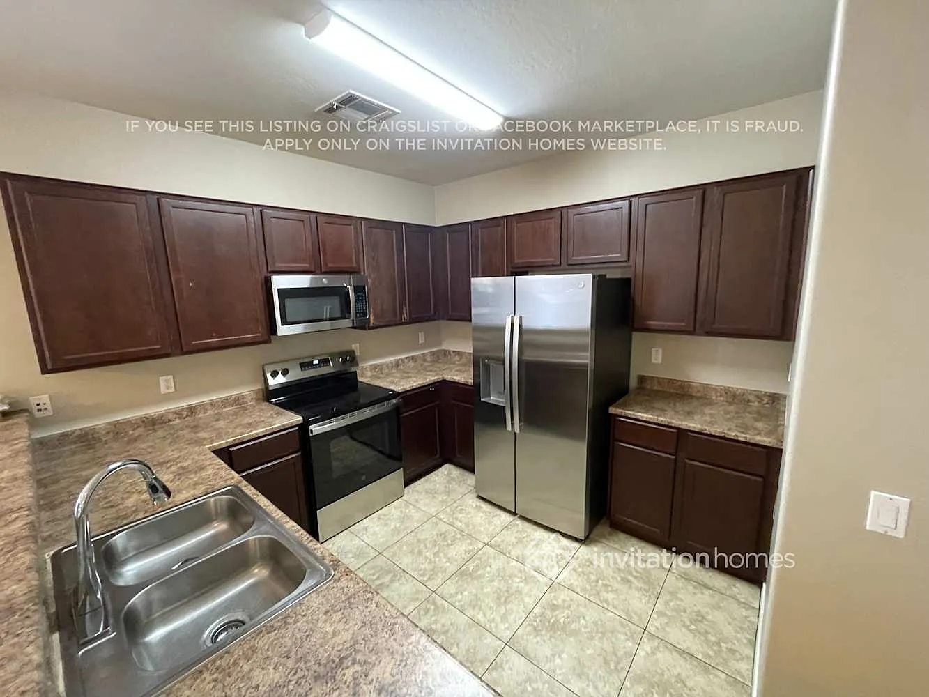 10225 W Camelback Rd Unit 13 Phoenix, AZ 85037 — Photo 4
