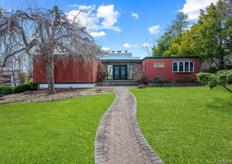 1st image of 11 Valley View Road