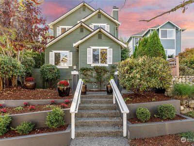 7711 Meridian Avenue N, Seattle, WA, 98103