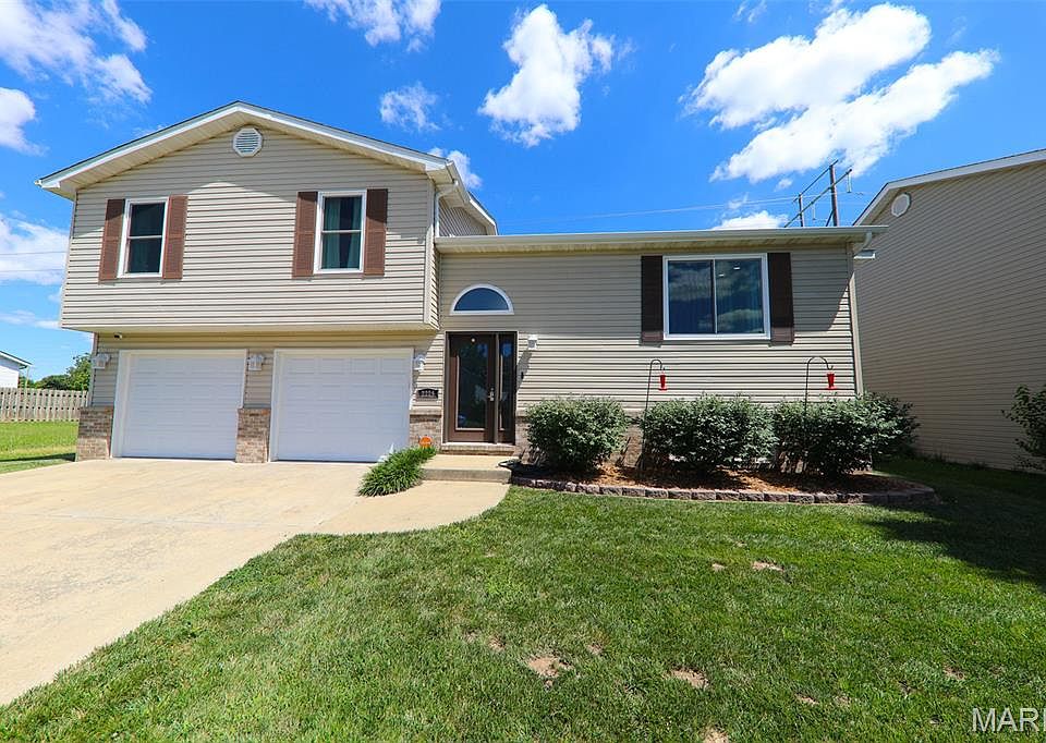 1st image of 2229 Hunters Point Dr