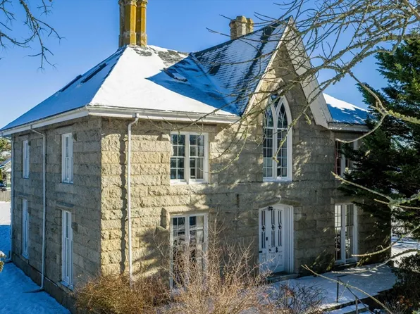 181 Washington St, Fairhaven, MA 02719