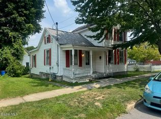 5 W Green St, Johnstown, NY 12095