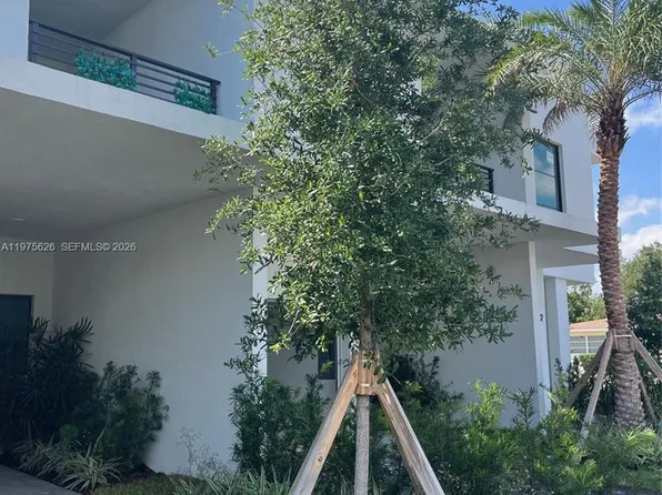 2526 Pierce St #15, Hollywood, FL 33020