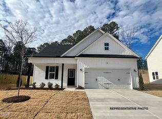 450 Springtooth Dr, Zebulon, NC 27597