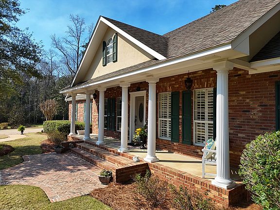 5th image of 409 Habersham Rd