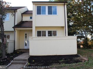 1740 Powder Horn Ter, Woodbridge, VA 22191