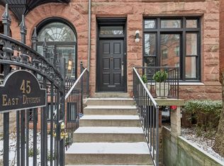 45 E Division St, Chicago, IL 60610