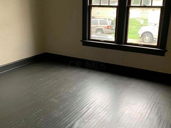 4th image of 601 W 6th Ave