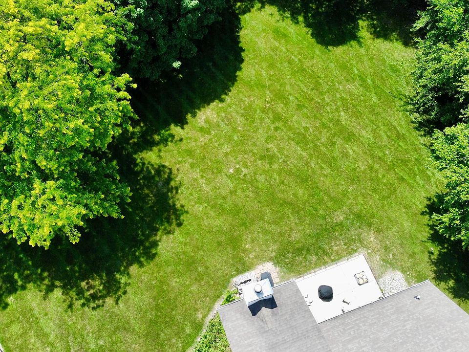 2nd image of 1945 Oxleigh Cir