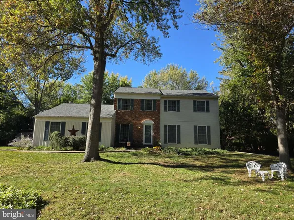 134 Royal Ave, North Wales, PA 19454