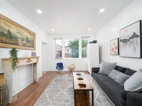 204 Zabriskie St, Jersey City, NJ 07307