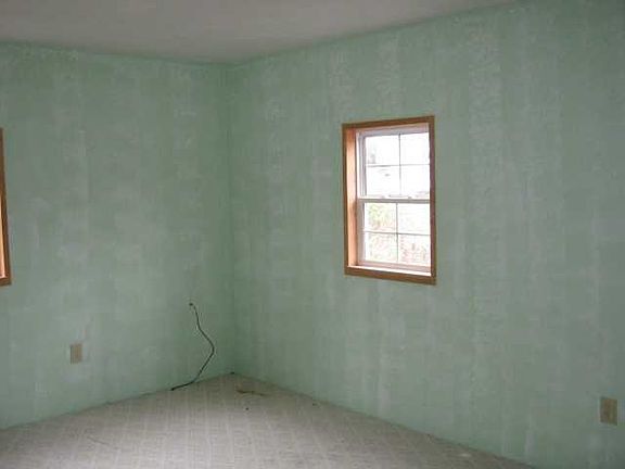 4th image of 49200 N Market St