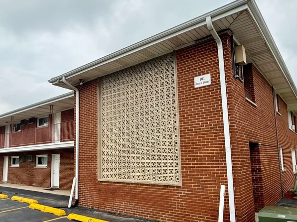 101 Dover Dr Unit 5, Des Plaines, IL 60018