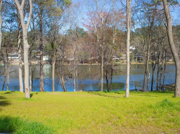 1217A Chateau Ln, Lindale, TX 75771