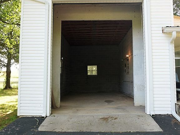 5th image of 6 Hicks Rd Lot 6