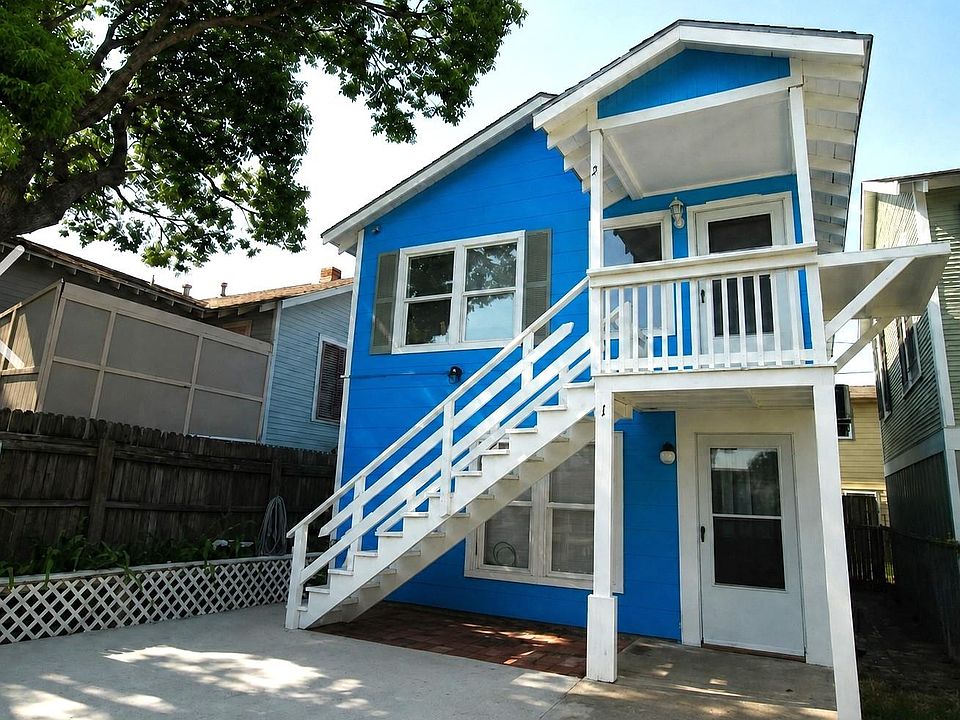 1st image of 4724 Avenue Q 1/2