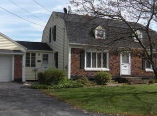 4 Vernon St, Oxford, MA 01540