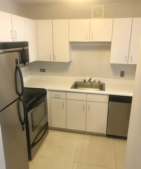 1212 N La Salle Dr #903 — Photo 9