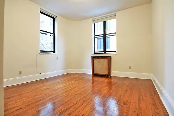 Rented by JK Dansar Corp | media 26