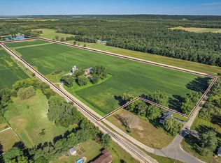 860 Sharon St, Arena, WI 53503