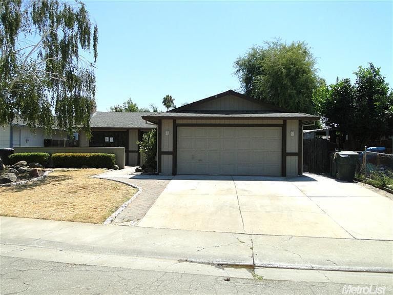 1st image of 96 Rinetti Way