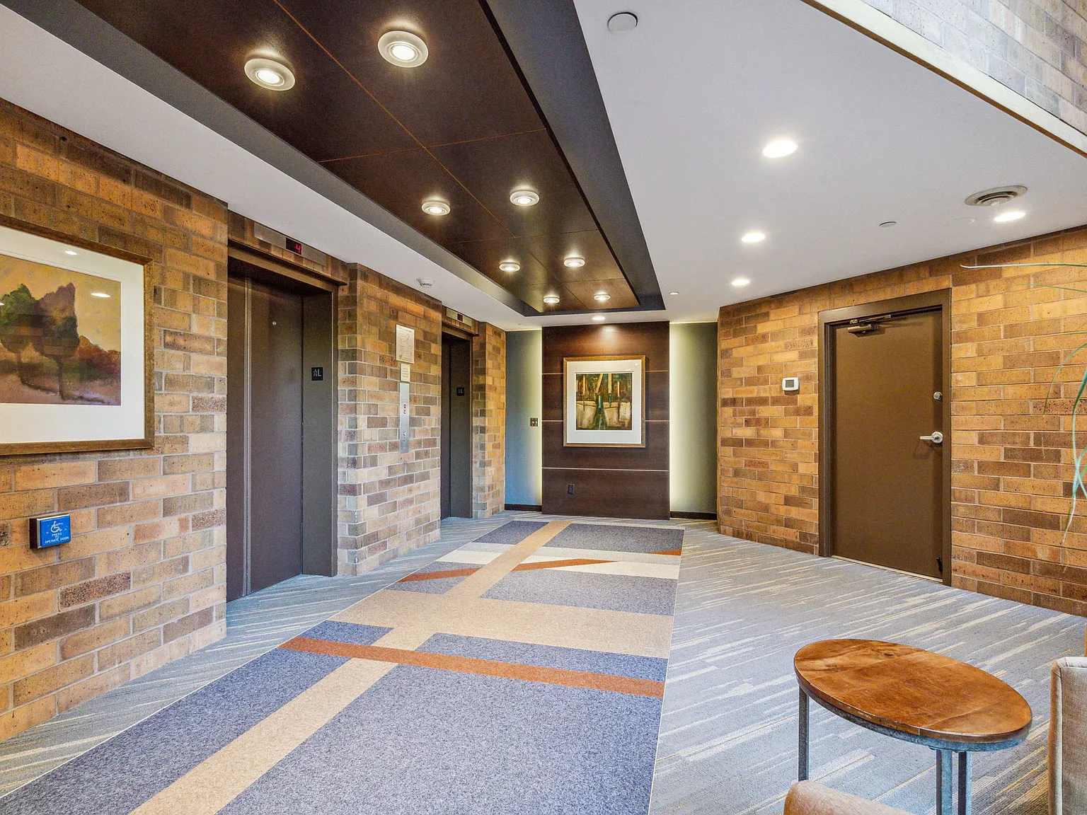 1 bed, 859 sqft, $1,700 — Photo 2