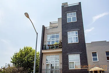 Sold by aptsandlofts.com