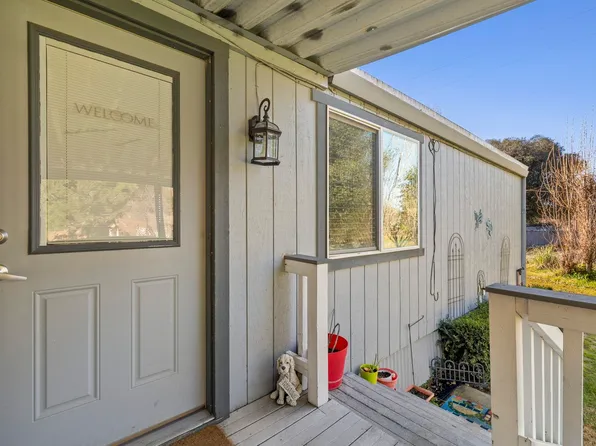 11991 Black Rd, Big Oak Flat, CA 95305