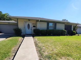 2632 33rd St, Port Arthur, TX 77640