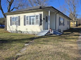 406 W Wishart Street, Monett, MO 65708