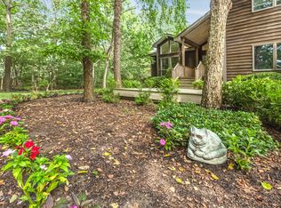 21 Lakeview Ct, Eastport, NY 11941